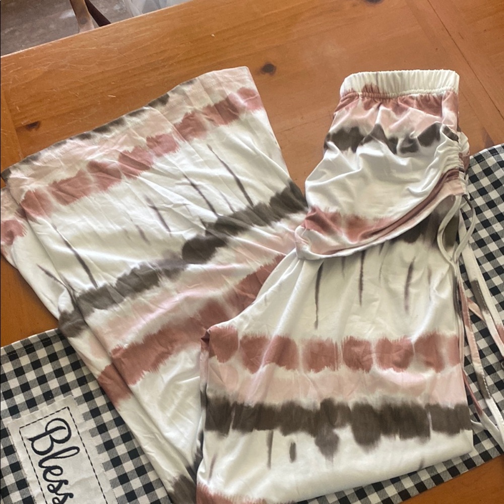Tie-Dye Lounge Pants